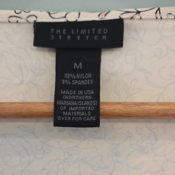 The Limited Cream Floral Blouse Size Medium - Picture 2 of 7